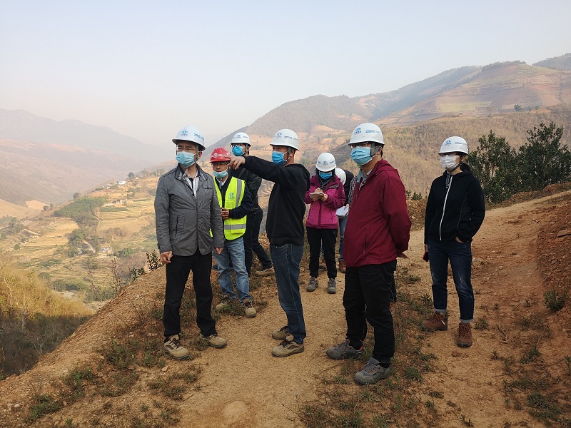 1585303040135778.jpg 檢查工地.jpg