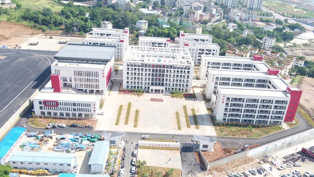 巧家縣第四中學(xué)新校區(qū)正式“啟航”，迎來首批學(xué)生！8.jpg