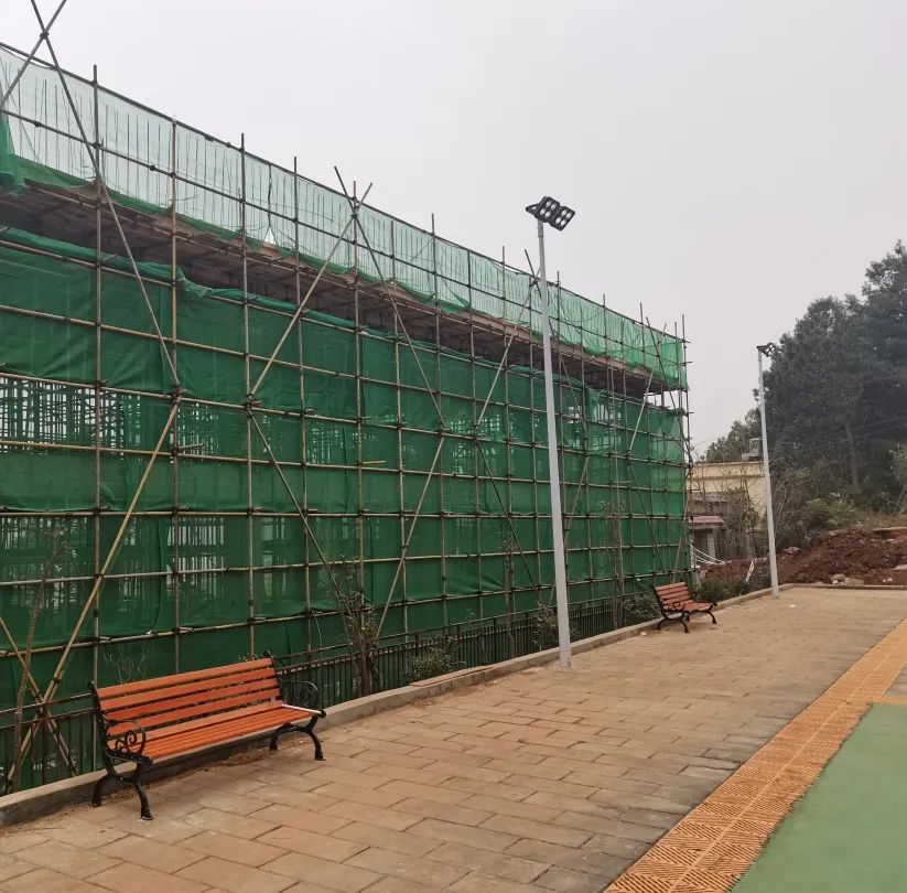 1670814101959384.jpg 2022-12-01-巧家馬樹鎮(zhèn)一站式活動(dòng)場(chǎng)所主體封頂.jpg